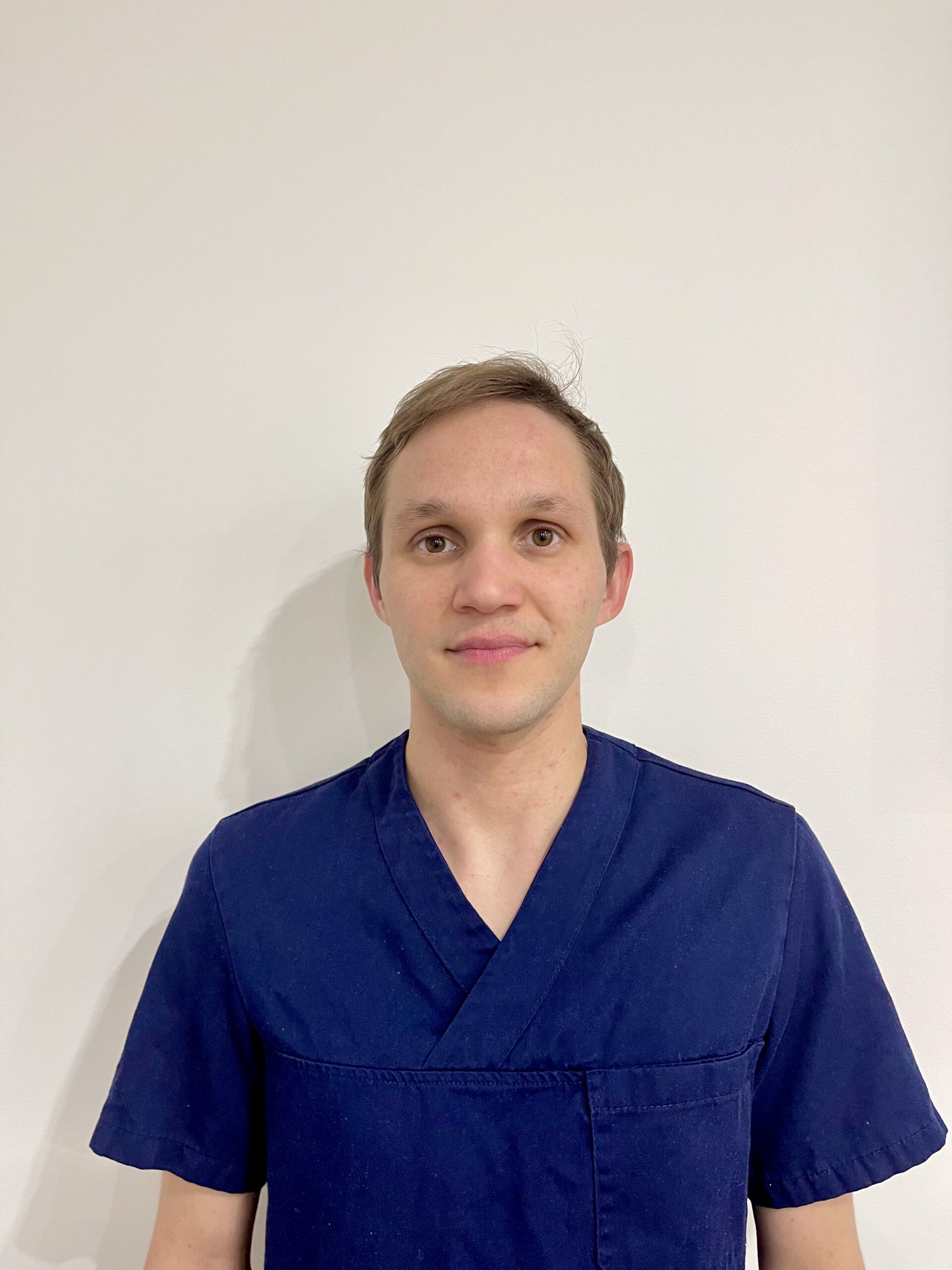 Dr Tarjanyi Bence - Tarjányi Dent - Smilezor Partner